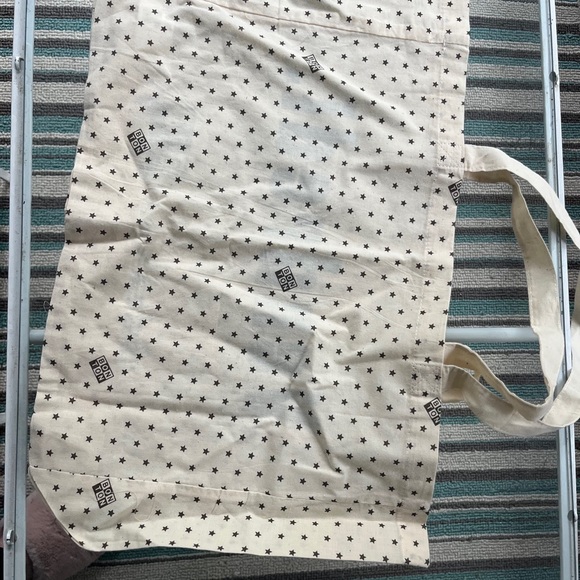 COPY - Brand new Sézane totebag polka dotted with words “Vendredi “. - Picture 7 of 13